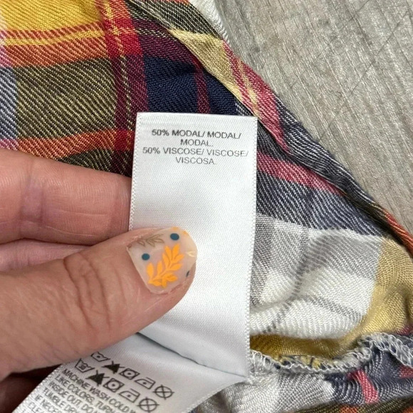 Lucky Brand • Super Soft Flannel - Picture 3 of 6